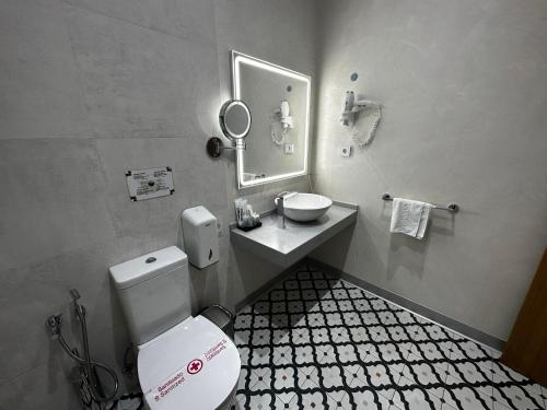 Hemd Hotels Puerta Real Boutique - 화장실