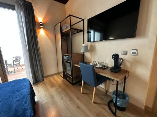 Boutique Puerta Real - image 10