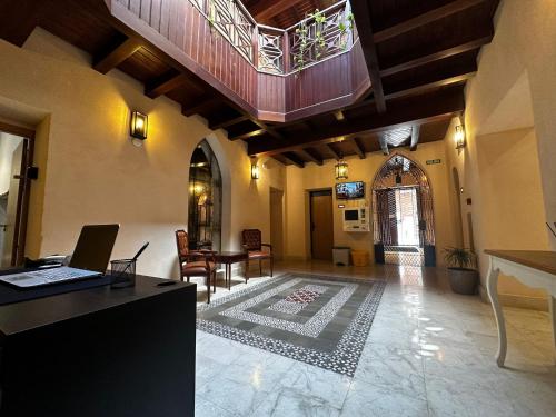 Hemd Hotels Puerta Real Boutique – Seville, KY