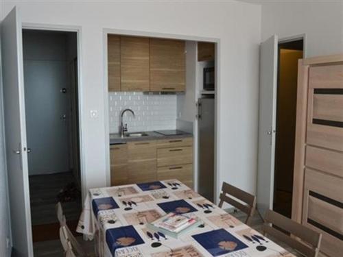 Appartement Saint-Gilles-Croix-de-Vie 2 pièces 4 personnes - FR-1-324-233 - image 8