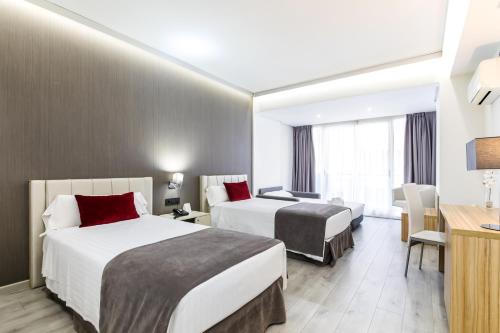 Sweet Hotel Renasa - image 13