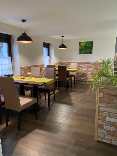 Food and beverages, Hotel Unter den Linden in Kierspe