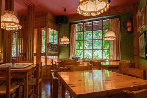 Hotel Cardós - image 11