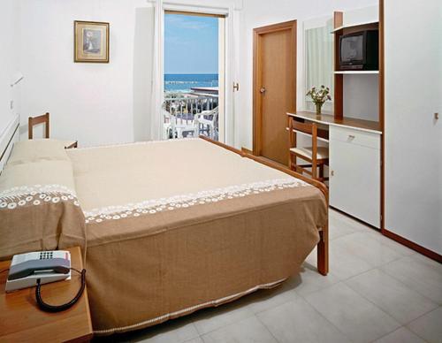 Economy Single Room with Partial Sea View and Balcony