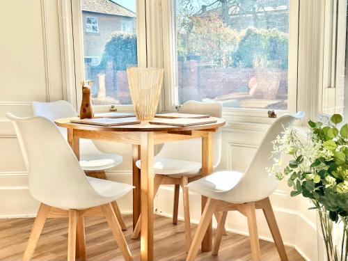 Flat 2 Bluebridge Court - Cliffords Reach - image 4
