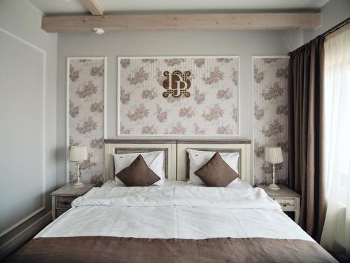 Book the Standard Double Room Standard Double Room