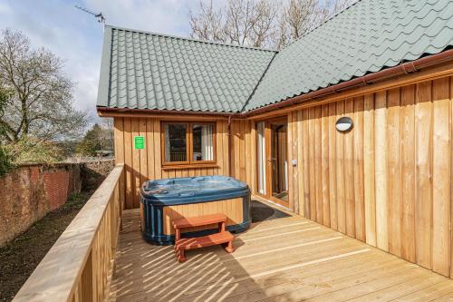 A szálláshely kívülről, Osprey Lodge 1 with Hot Tub in Newton Stewart