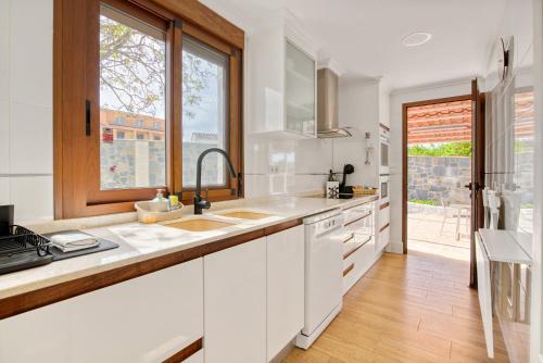 マカストレ Violeta 4つ星 シングルルーム 客室