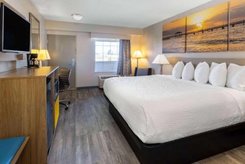 Days Inn & Suites by Wyndham Cherry Hill - Philadelphia