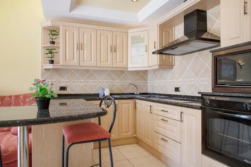 THE CLUB - Accommodation - Dining - Events Room Type - Apartment with Sea View THE CLUB - Accommodation - Dining - Events Room Type - Apartment with Sea View