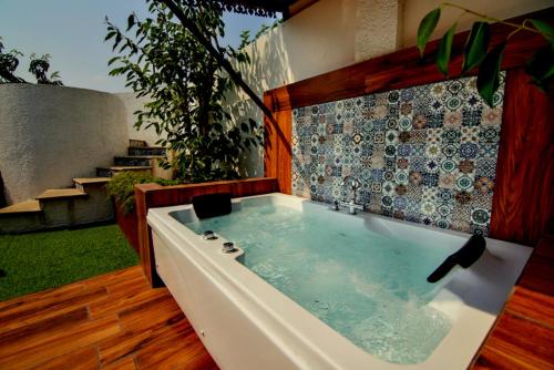 Nostravila in Lonavala