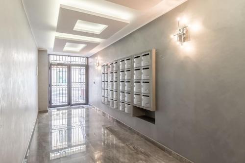 L13 Central flat 5mins walk to beach AC/Balcon/WIFI, Nice (fotografie 7)