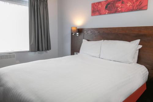 Best Western The Stuart Hotel - image 2