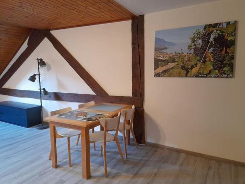 Studio mansardé chez un vigneron au village