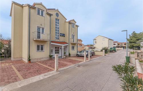 1 Bedroom Lovely Apartment In Vodice