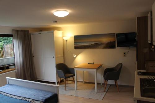 Superior One-Bedroom Apartment