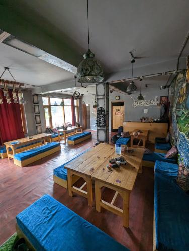 Attic Monkey Cafe & Rooms