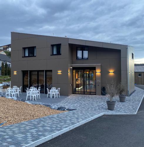 Zunanjost, Kza Jura Swiss in Courtedoux