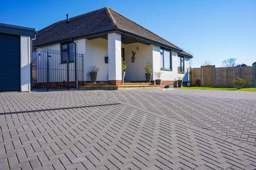 Facilities, Badgers Run in Lake North