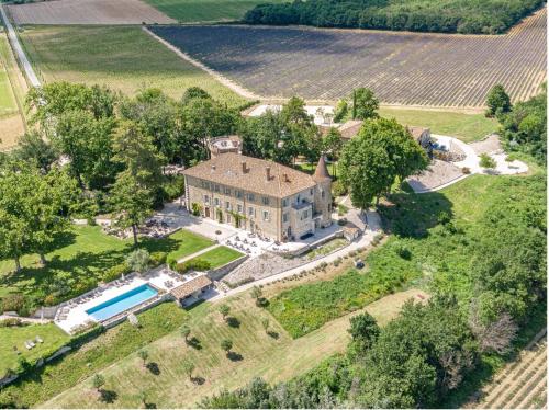 . Château Les Oliviers de Salettes