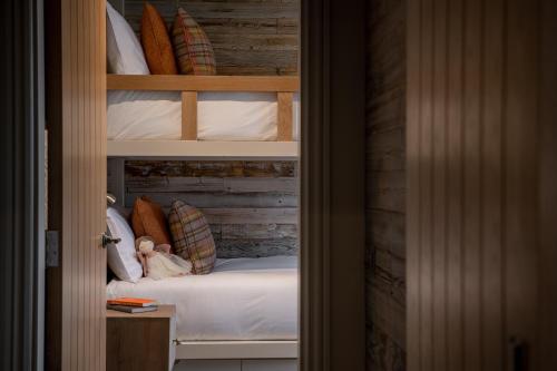 Red Lion Hotel - image 13