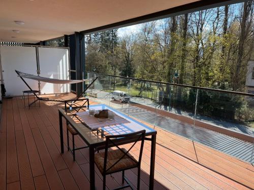  Apartment Luxury Sunrise by Interhome in Pörtschach am Wörthersee