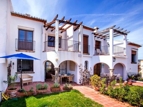 Holiday Home Montanar Plus-2 by Interhome in บาเอีย เด คาเบีย