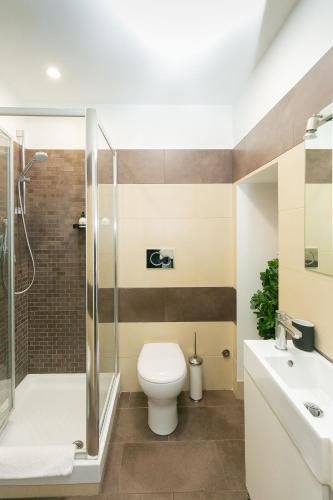 SuitInn19 - image 9