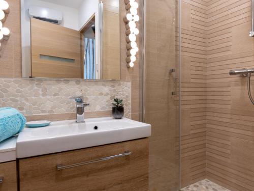 Apartment Le Clemenceau By Interhome - Saint-Malo