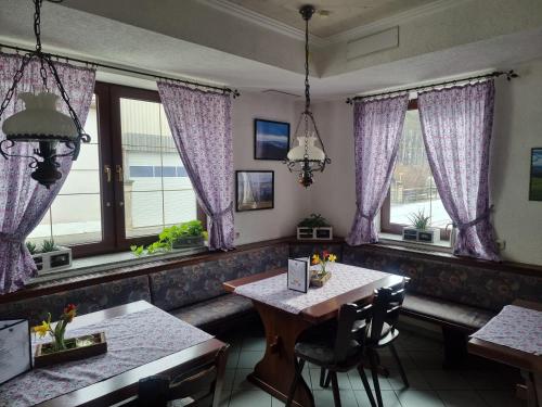 Étterem, Pension Heuhexe in Fladungen