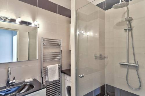 L29 Lenval beach at 1min walk to Sea front AC Balcony, Nice (fotografie 5)
