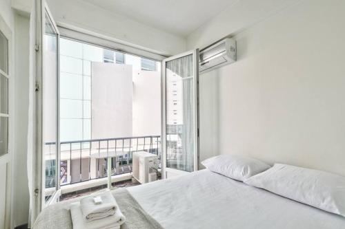 L29 Lenval beach at 1min walk to Sea front AC Balcony, Nice (fotografie 7)