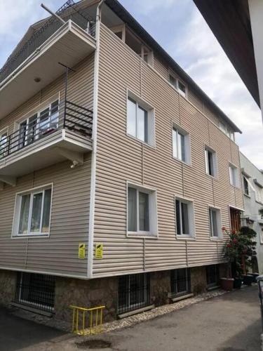 One-Bedroom Apartment image 10