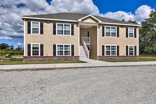 . Cozy Cape Charles Apartment Walk to Beaches!