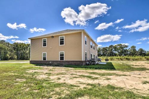 Cozy Cape Charles Apartment Walk to Beaches! in Cape Charles