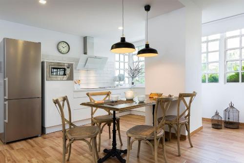 Genteel Home San Leandro - image 2