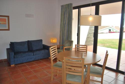 ห้องส่วนกลางสำหรับนั่งเล่น/ดูทีวี, Apartamentos Turisticos Nossa Senhora Da Estrela in ลากัว