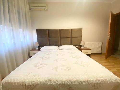 Rooms Dionis - main image