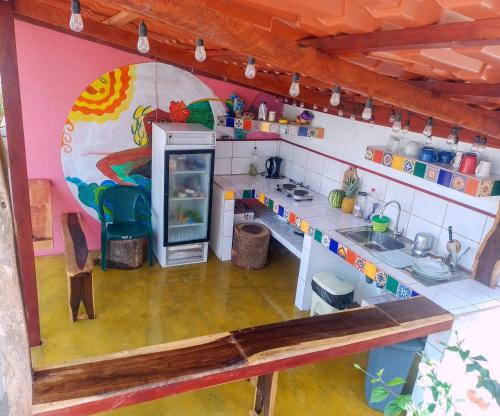 Kitchen, Nasu Lodge in La Cruz
