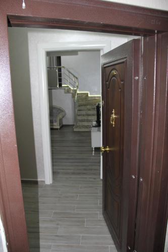 Abbasi Apart-1