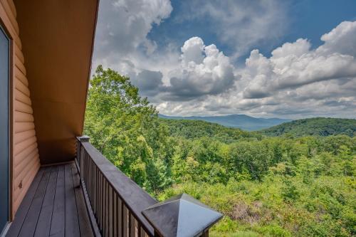 Tranquility Cabin With Mountain Views Pet Friendly in Saluda, USA