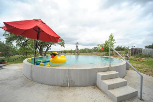 Secluded Country Hideaway with Fire Pit and Pool!