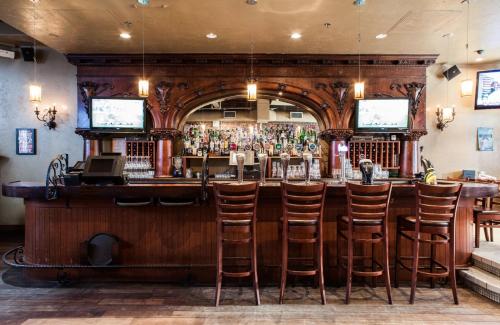 Kingston Hotel - image 5