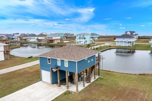 Born To Beach home in Crystal Beach, USA