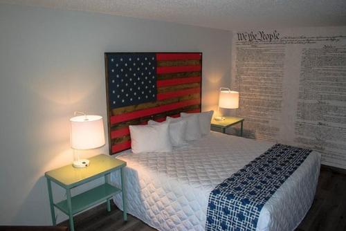 ロードウェイ イン & スイーツ フォート ラッカー