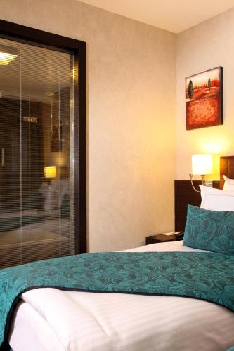 Notte Hotel Room Type - Double Room