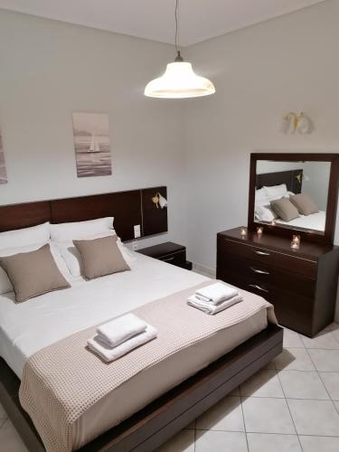 Lefakis Aegean Breeze Apartment in Ormos Korthiou (Cyclades)