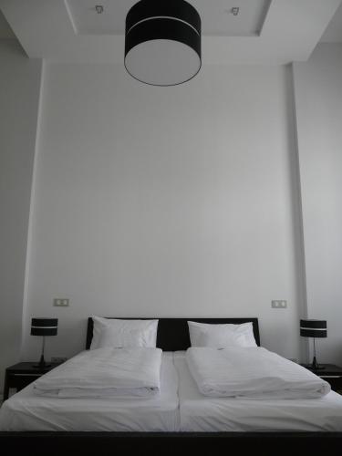 Soleil Apartman Szeged - image 13