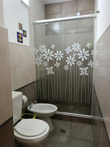 One-Bedroom Apartment image 10