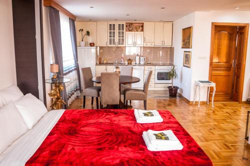 Iekārtas, Petrov konak - apartman Aleksandra in Majdanpeka